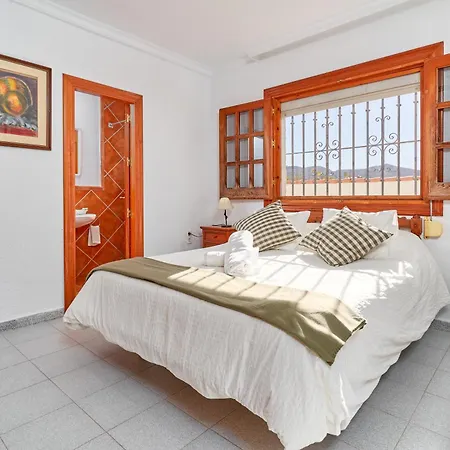 Holiday home Cabrera La Garnatilla